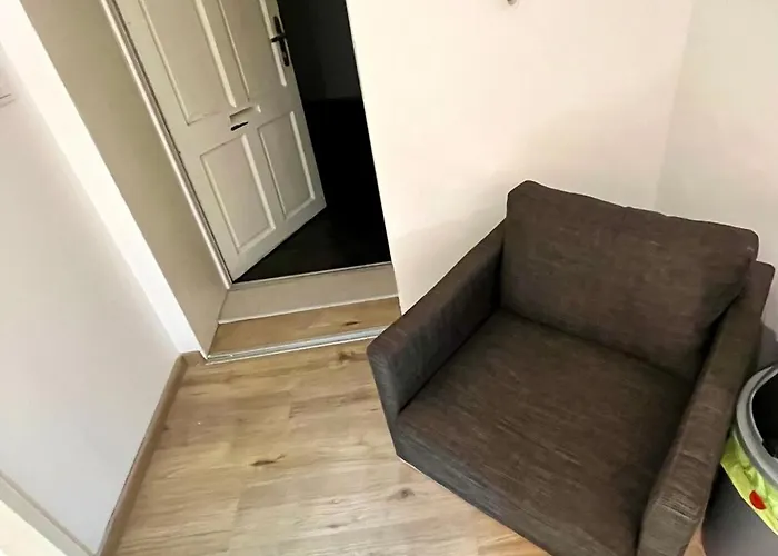 Hochgelegene Geraeumige Monteurwohnung